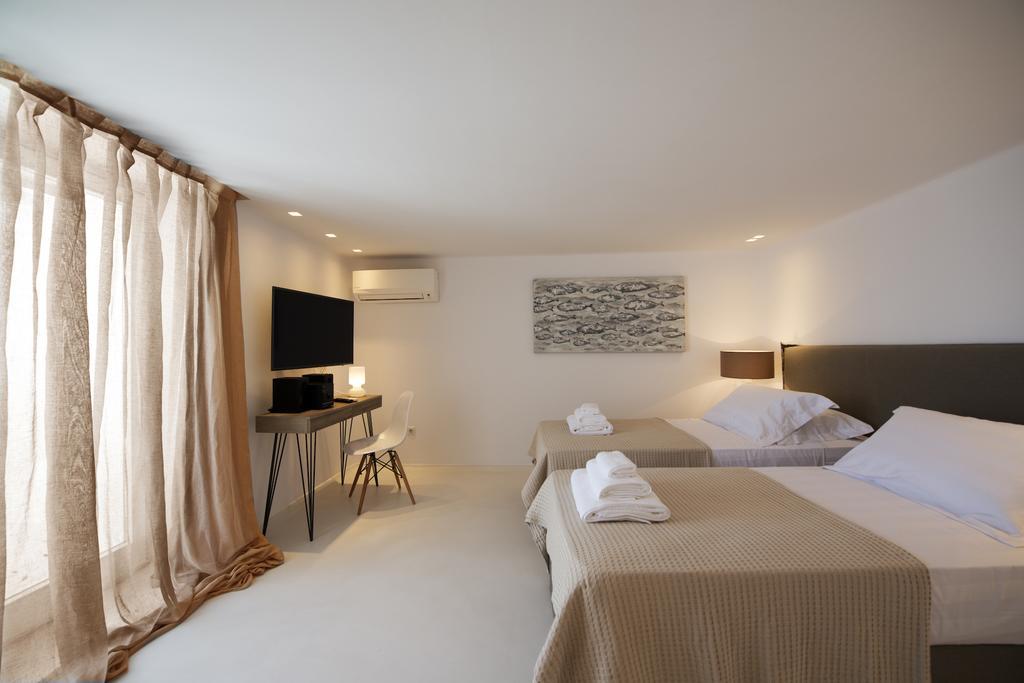 Diles Villas & Suites Mykonos トゥルロス エクステリア 写真