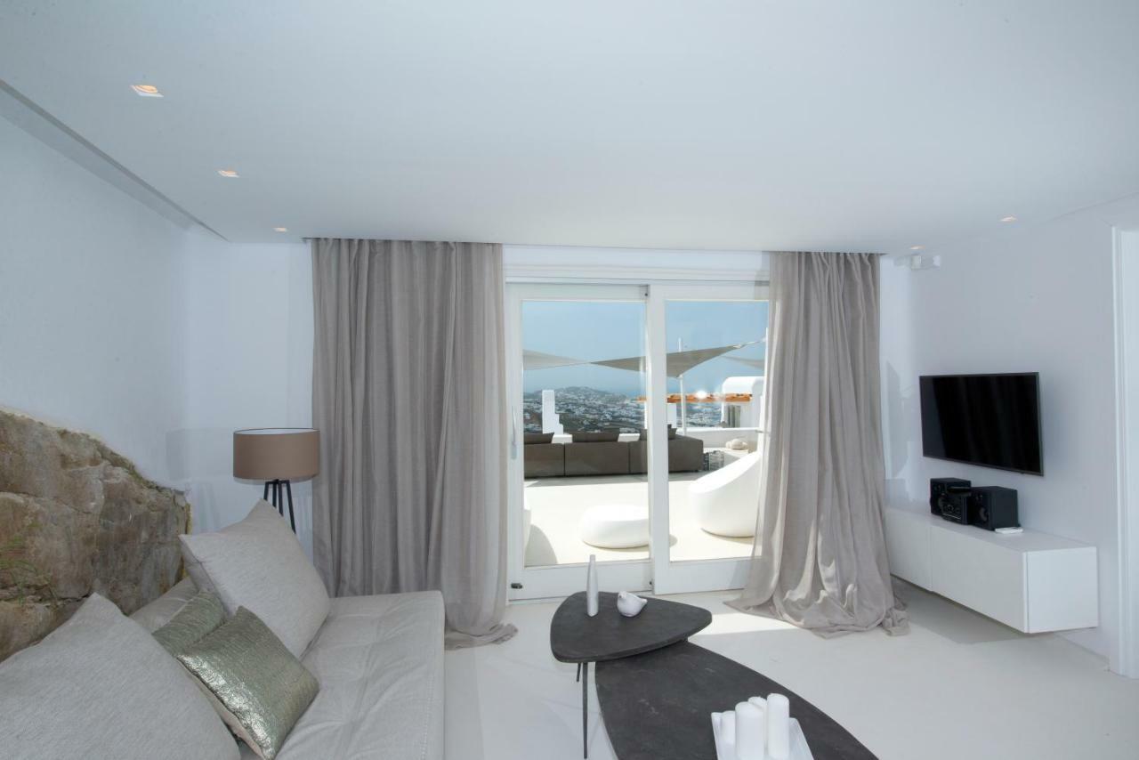 Diles Villas & Suites Mykonos トゥルロス エクステリア 写真